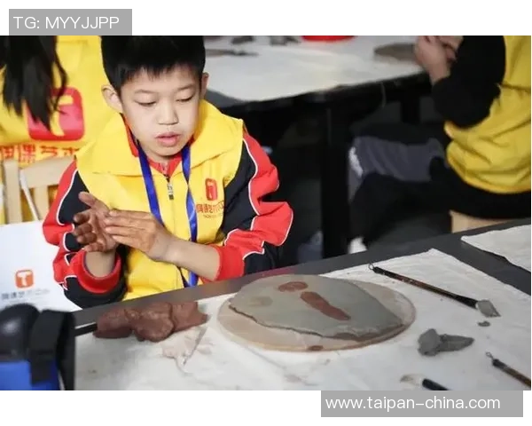 探秘非洲足球的魅力与挑战揭示这片土地的运动精神与文化传承 探秘非洲足球的魅力与挑战揭示这片土地的运动精神与文化传承